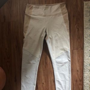 Outdoor Voices ⅞ tri-tone leggings